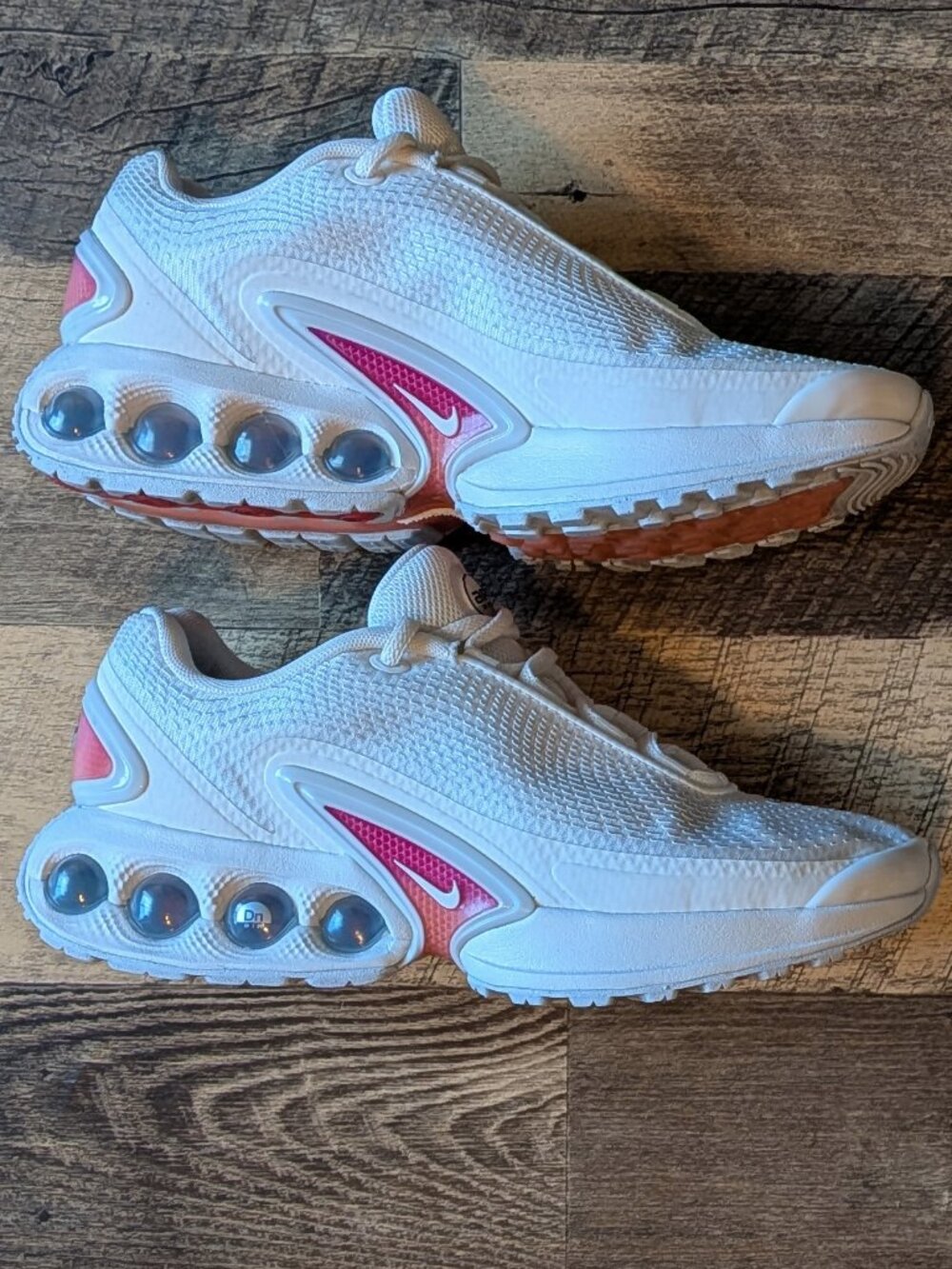 Nike Air Max Dn Shoes Sail Phantom Hyper Violet